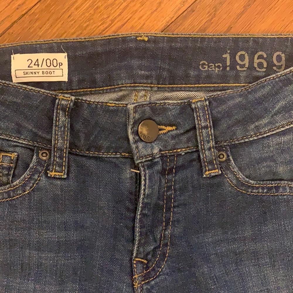 Excellent condition GAP skinny bootcut jeans